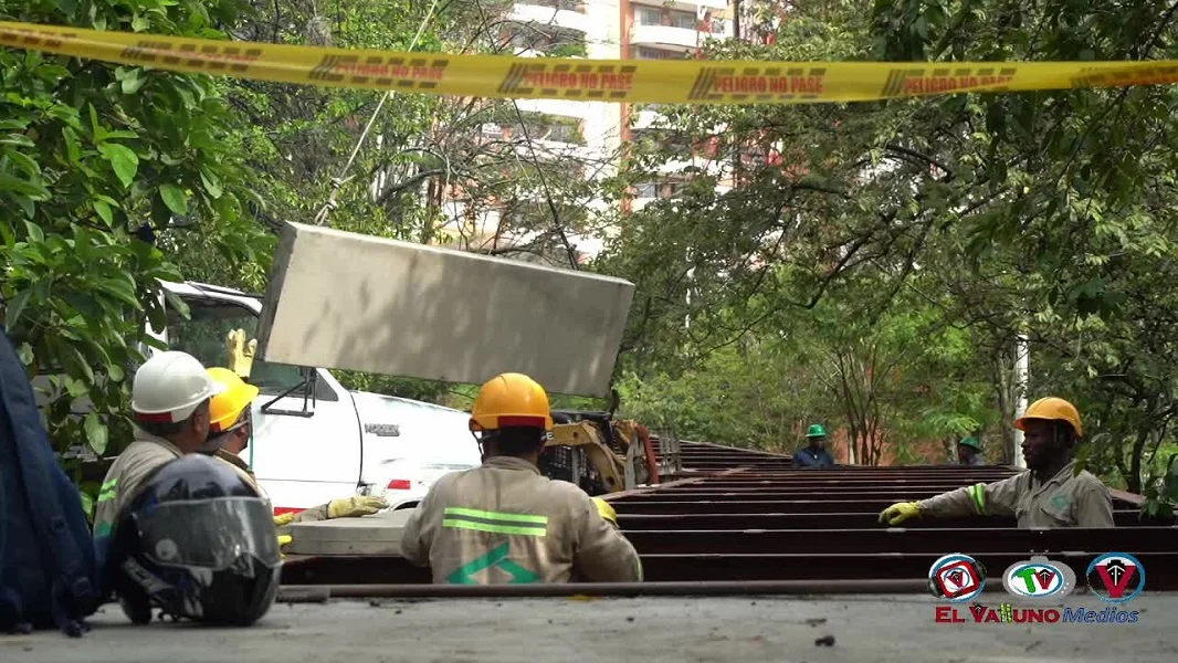Instalaciòn Losetas Proyecto Cristo Rey.