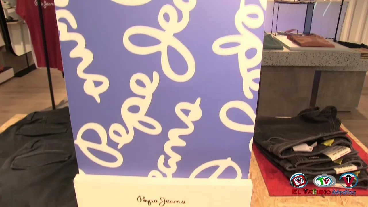Tienda Pepe Jeans London Cali.