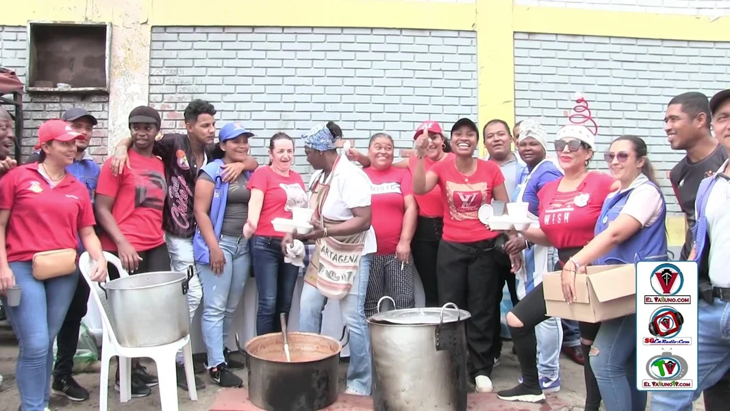 Almuerzo Pro Navideño Monica Mina